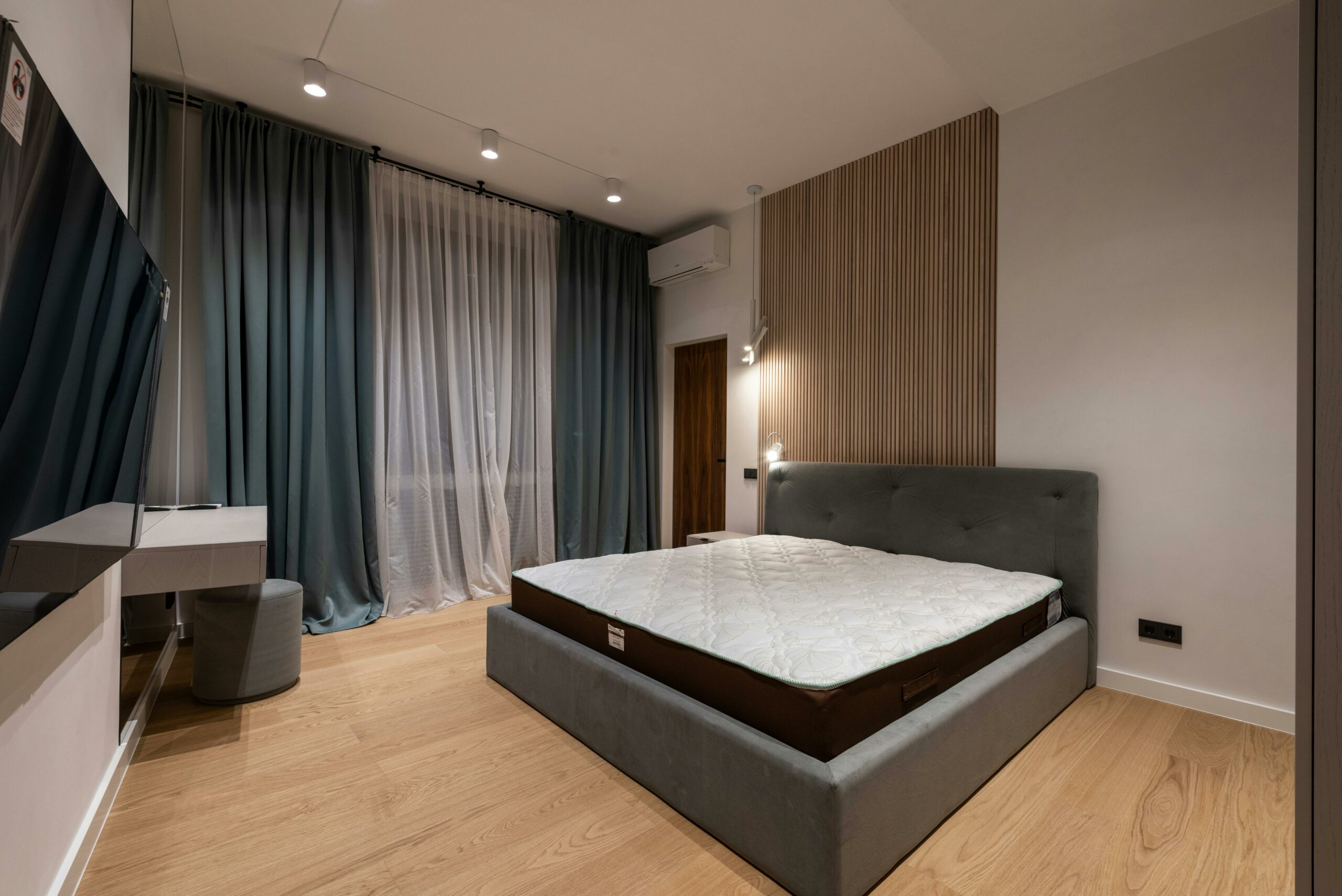 Kostenloses Stock Foto zu #indoor, architektur, bett