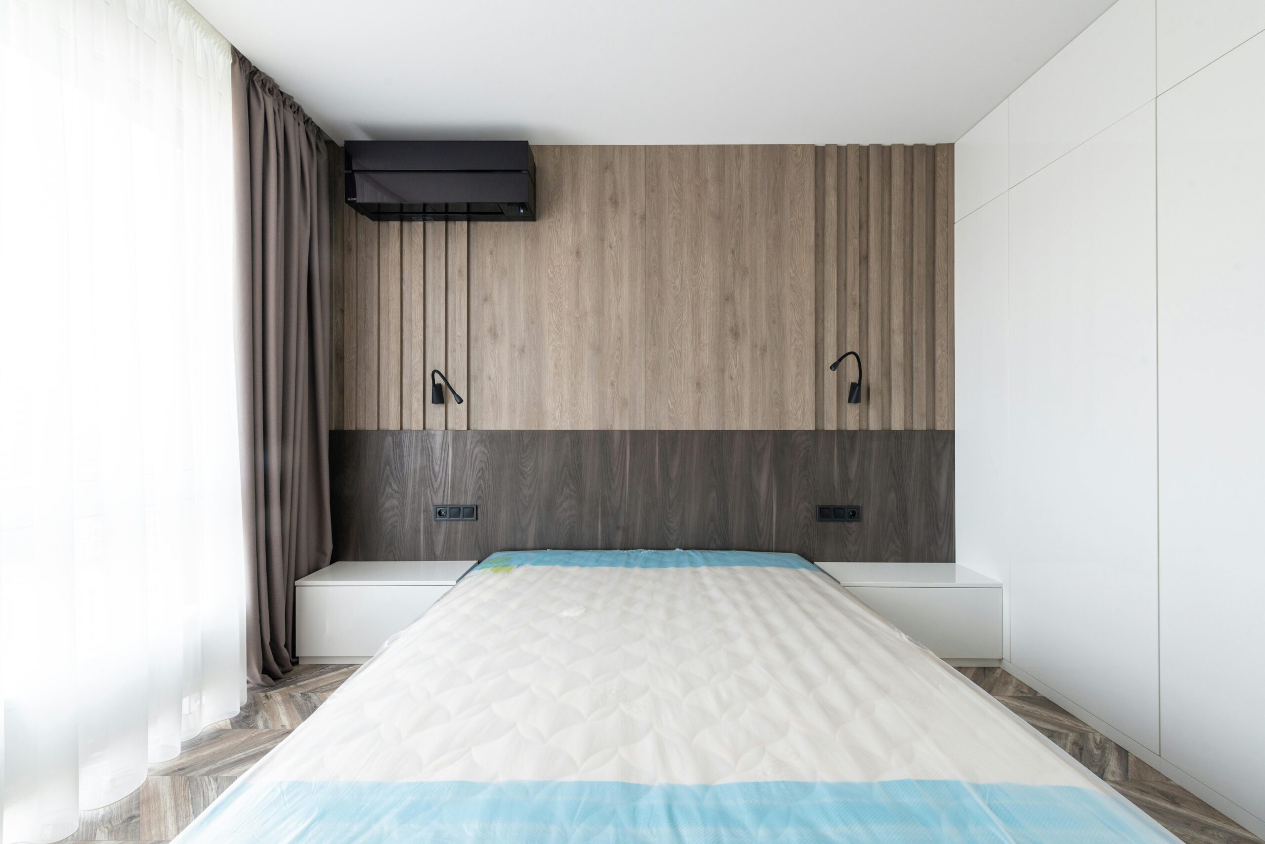Kostenloses Stock Foto zu architektur, bett, bettzeug